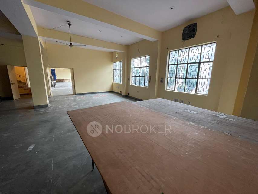 Industrial Building in Toy City, Greater Noida for Rent 