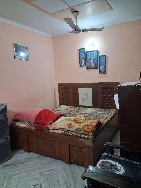 3 BHK Flat For Sale  In Vishwas Park Extn, Jain Colony, Matiala