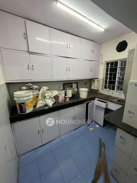 2 BHK Flat For Sale  In Dilshad Garden