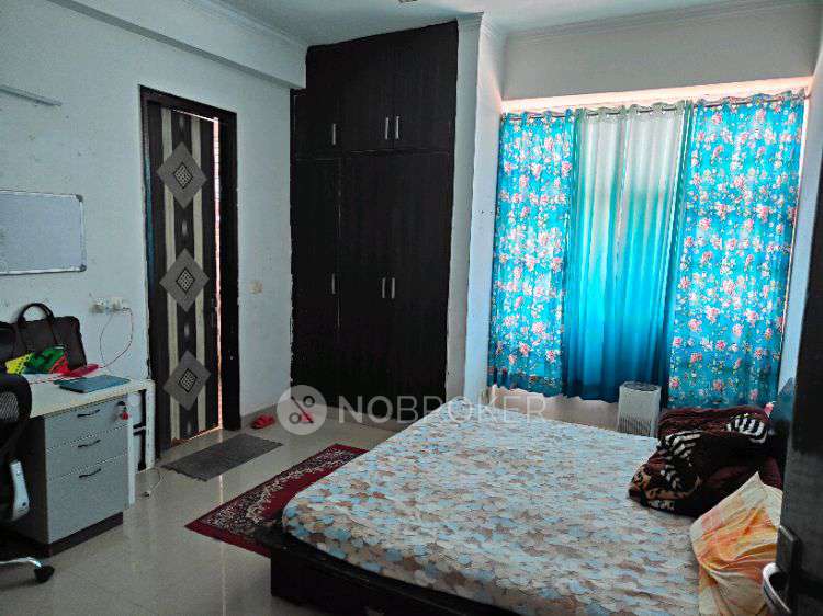 3 BHK Flat In Spark Divine For Sale  In Sector Beta 2