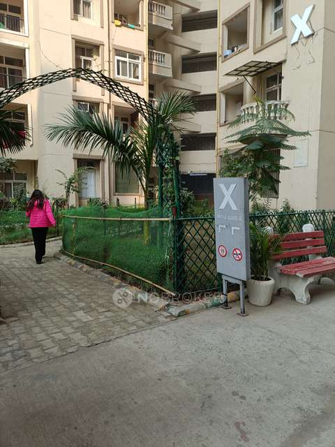 3 BHK Flat In Amrapali Silicon City For Sale  In  Sector 76