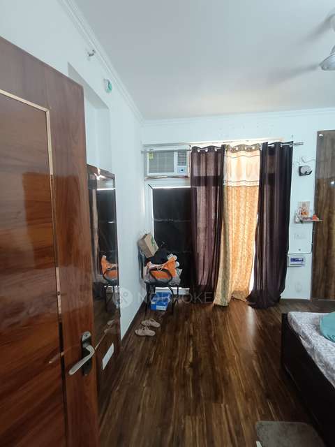 3 BHK Flat In Amrapali Silicon City For Sale  In  Sector 76