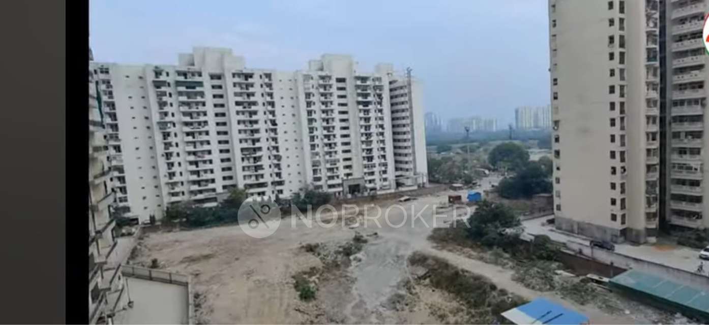 3 BHK Flat In Amrapali Silicon City For Sale  In  Sector 76