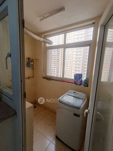 3 BHK Flat In Amrapali Silicon City For Sale  In  Sector 76