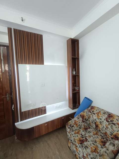 3 BHK Flat In Amrapali Silicon City For Sale  In  Sector 76