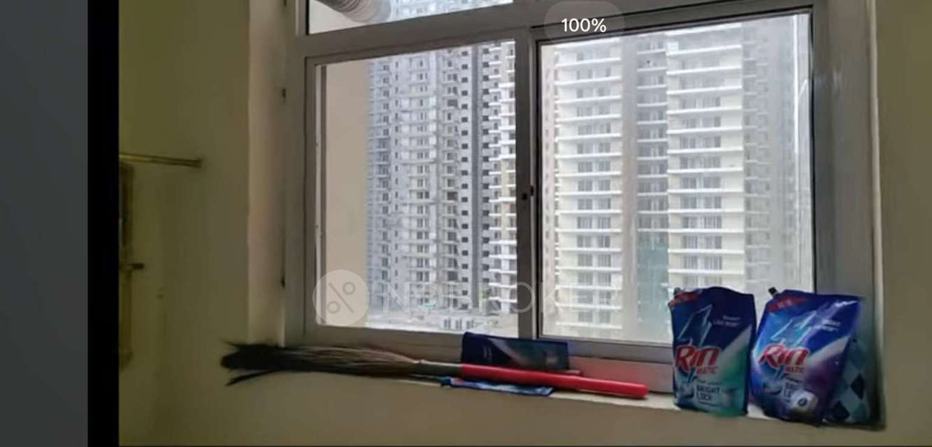 3 BHK Flat In Amrapali Silicon City For Sale  In  Sector 76