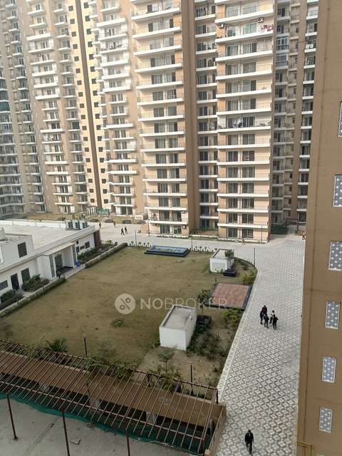 3 BHK Flat In Amrapali Silicon City For Sale  In  Sector 76