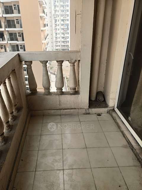 3 BHK Flat In Amrapali Silicon City For Sale  In  Sector 76