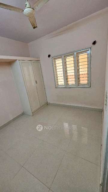 Single Room for Male In 2 BHK  In Shri Nanjundeshwara  Nilaya In Wmhg+42h, 3rd A Cross Rd, Bellandur, Bengaluru, Karnataka 560103, India