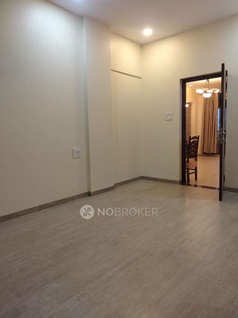 3 BHK Flat In Om Sidhivinayak Society For Sale  In Dadar