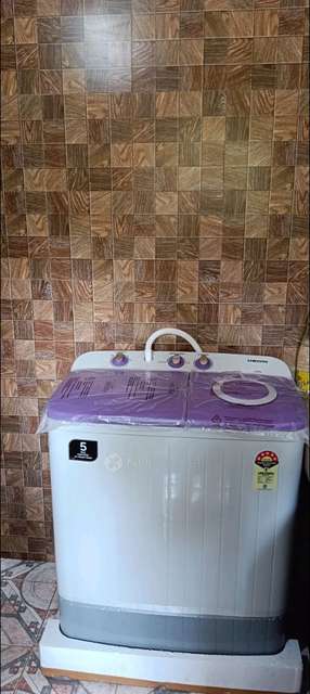 Single Room for Female In 1 BHK  In Piramal Nagar Chs In Piramal Nagar, 