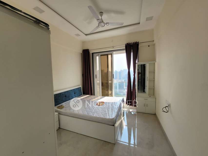 2 BHK Flat In Om Vasudev Chs For Sale  In Borivali West