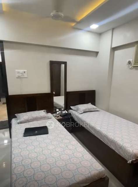 PG for Boys in Bandra West