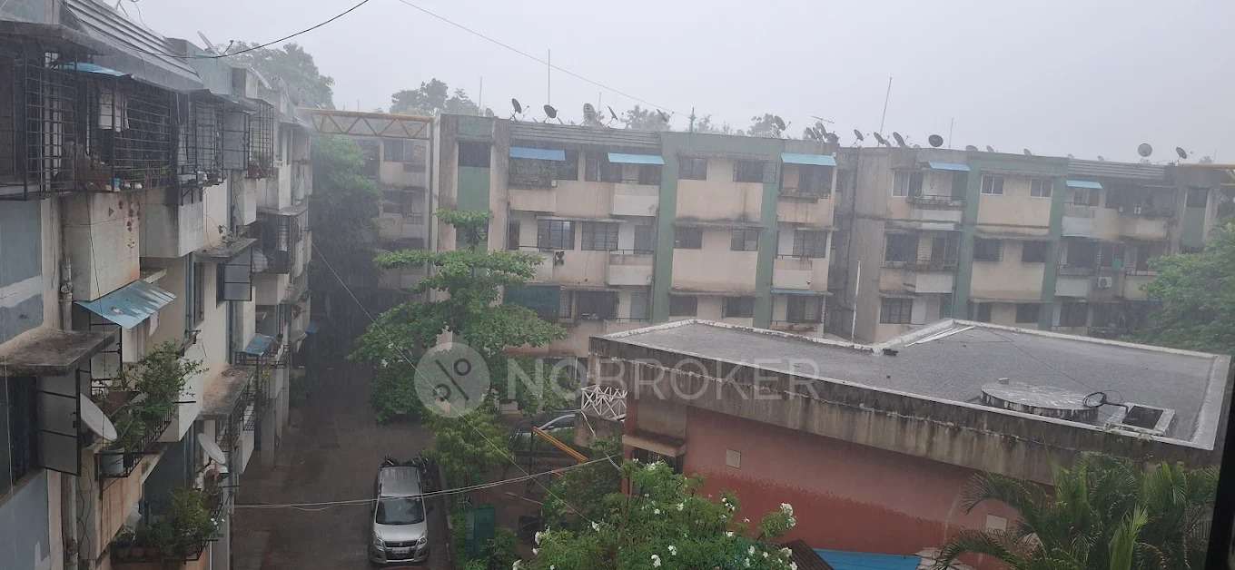 1 BHK Flat In Swapnapurti Society, Behind D Mart Hadapsar for Rent  In Hadapsar