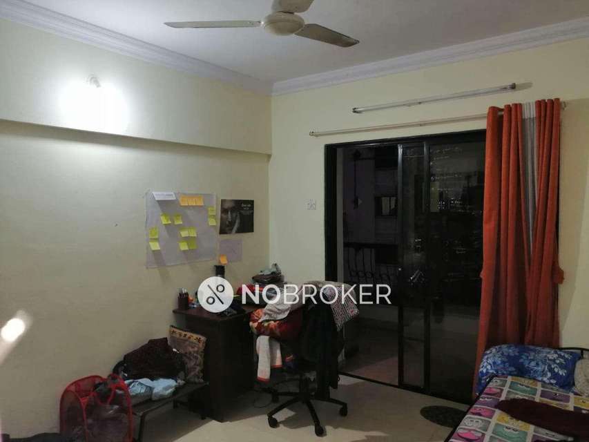 2 BHK Flat In Silver Dale Chs Ltd for Rent  In Ghorpadi