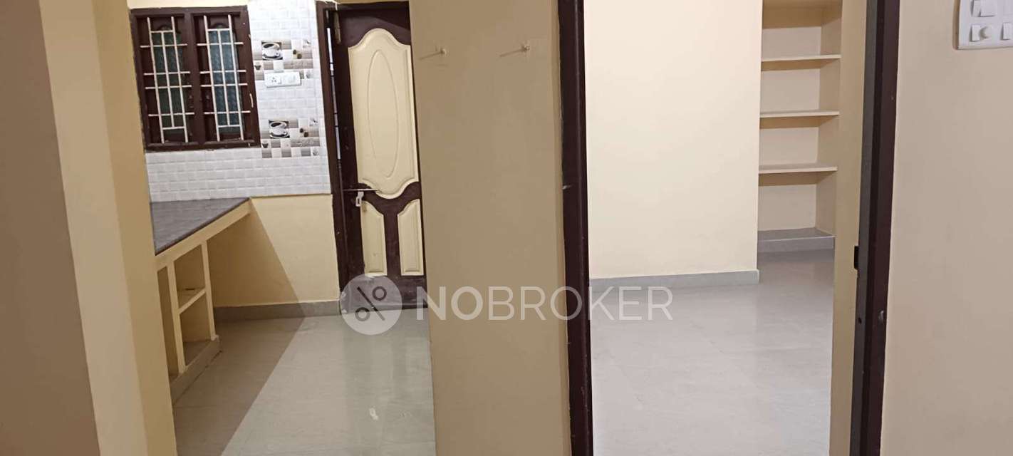 2 BHK House for Rent  In Korattur