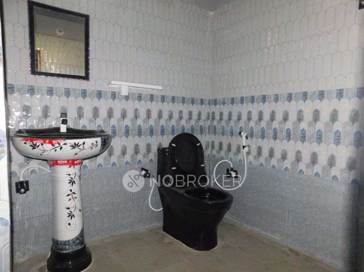 PG for Anyone in Shop No 495, Indra Complex, Near By Siddharth High School, Block B, Sector 132, Noida, Uttar Pradesh 201304, India