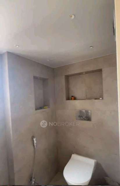 1 BHK Flat In Al Hussain Cooperative Housing Society For Sale  In Mahim