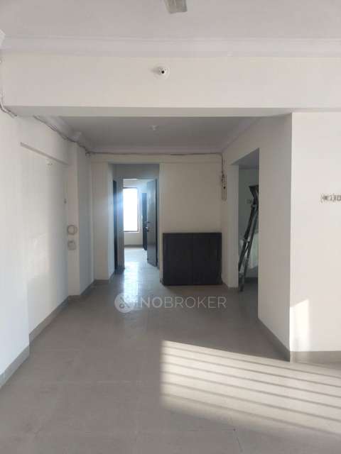 2 BHK Flat In Mohid Swizz Heights For Sale  In Andheri West