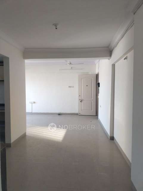 2 BHK Flat In Mohid Swizz Heights For Sale  In Andheri West