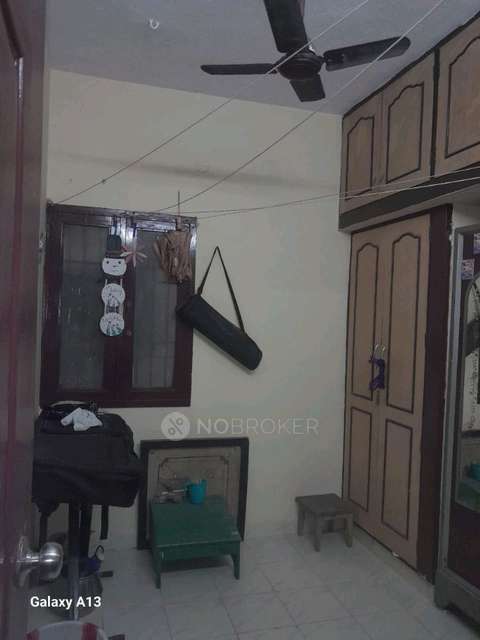 2 BHK Flat In Hitech Property for Lease  In Moulivakkam