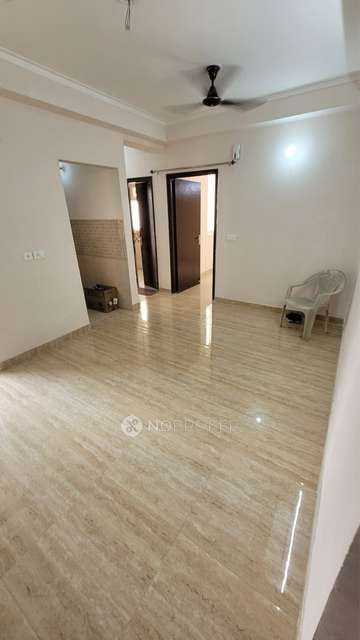 2 BHK Flat In Amrapali  for Rent  In Amrapali Golf Homes 