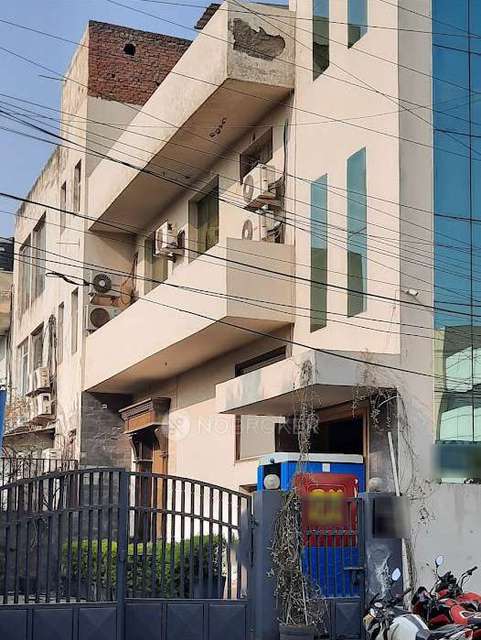 PG for Girls in Sector 33