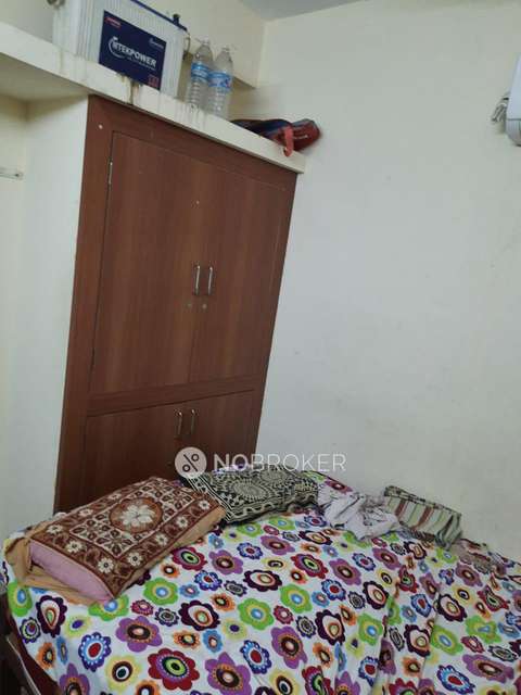 2 BHK Flat In Vss Sumuka For Sale  In Sholinganallur