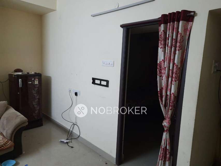 2 BHK Flat In Vss Sumuka For Sale  In Sholinganallur