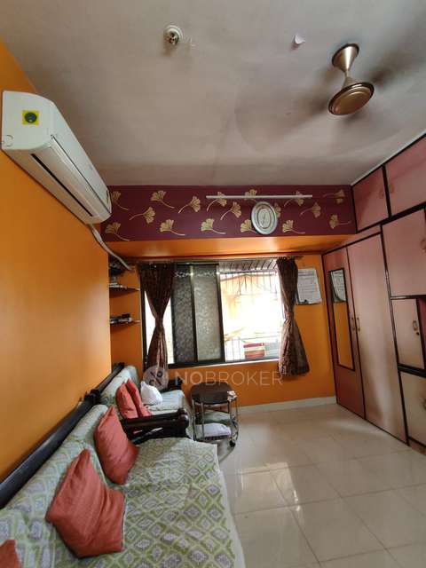 1 BHK Flat For Sale  In Zakeria Masjid Street