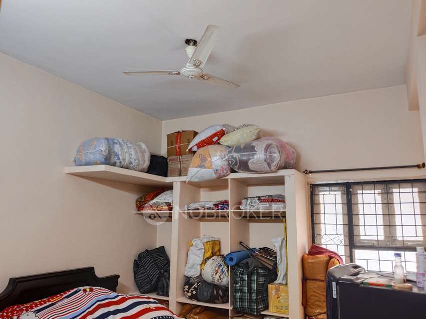 2 BHK Flat In Sai Amrutha Apartments For Sale  In New Nallakunta