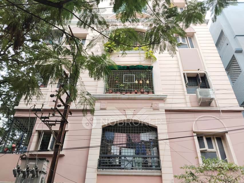 2 BHK Flat In Sai Amrutha Apartments For Sale  In New Nallakunta