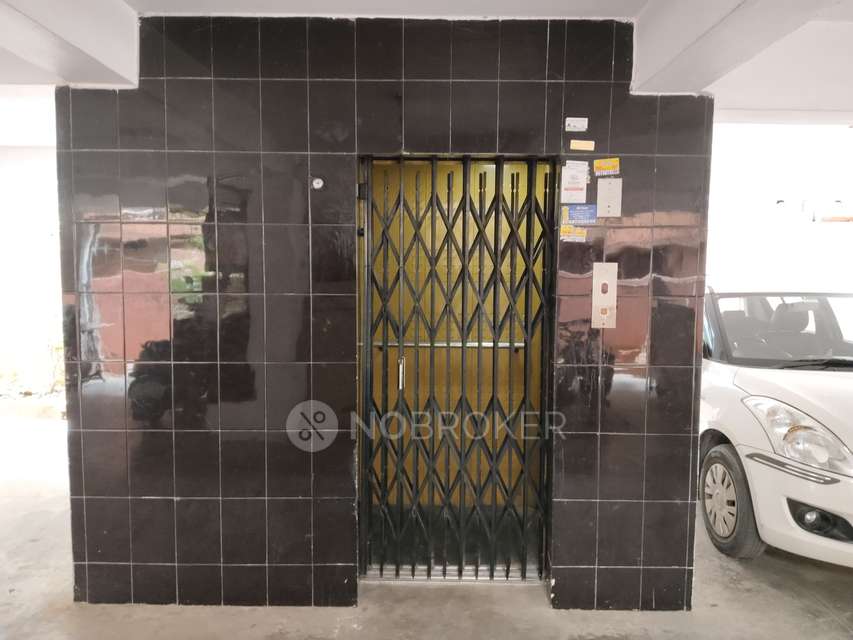 2 BHK Flat In Sai Amrutha Apartments For Sale  In New Nallakunta