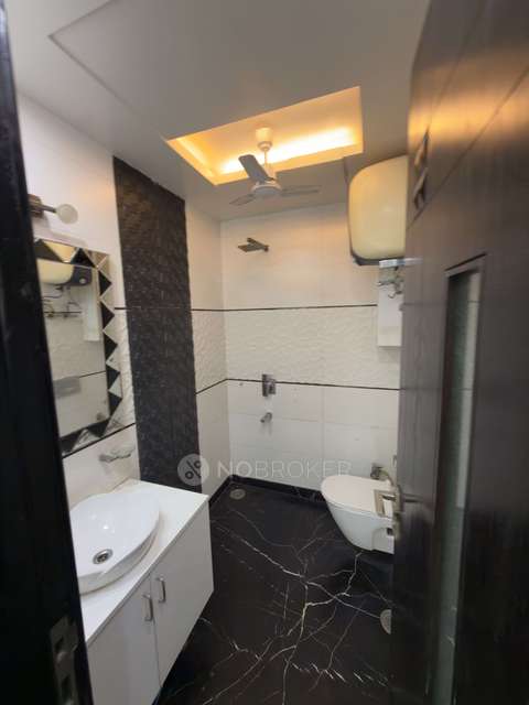 3 BHK Flat In Rang Rasayan Apartment, Rohini For Sale  In Rohini