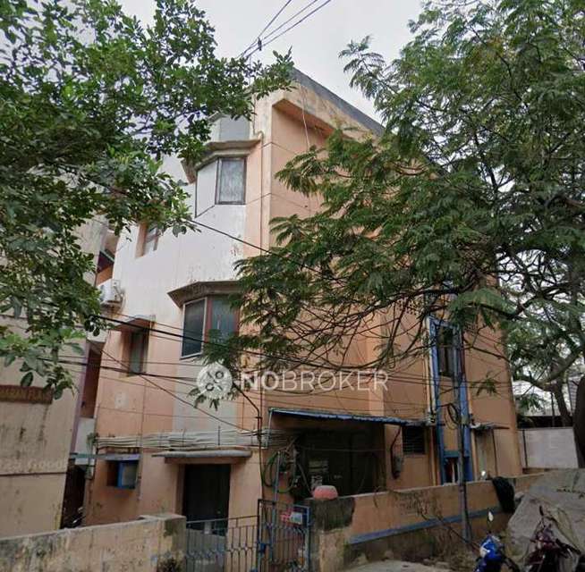 1 BHK Flat In Sri Kumaran Flats for Rent In Lakshmi Nagar