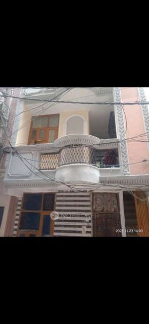 1 BHK Flat In  Gali No. 3 Hardev Nagar. Burari 110084 For Sale  In Burari Metro Station