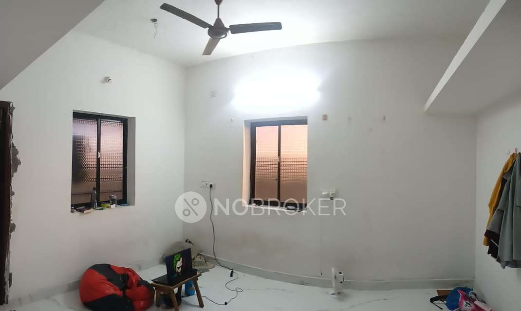 2 BHK Flat In Ranjith Paraman Flats for Rent  In Kavanur