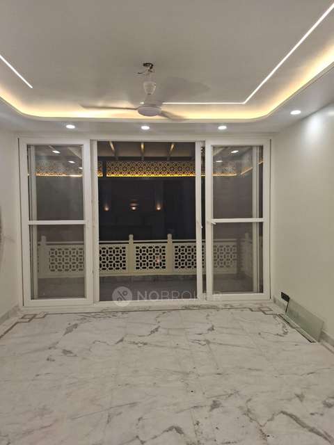 4 BHK Flat For Sale  In Kailash Colony