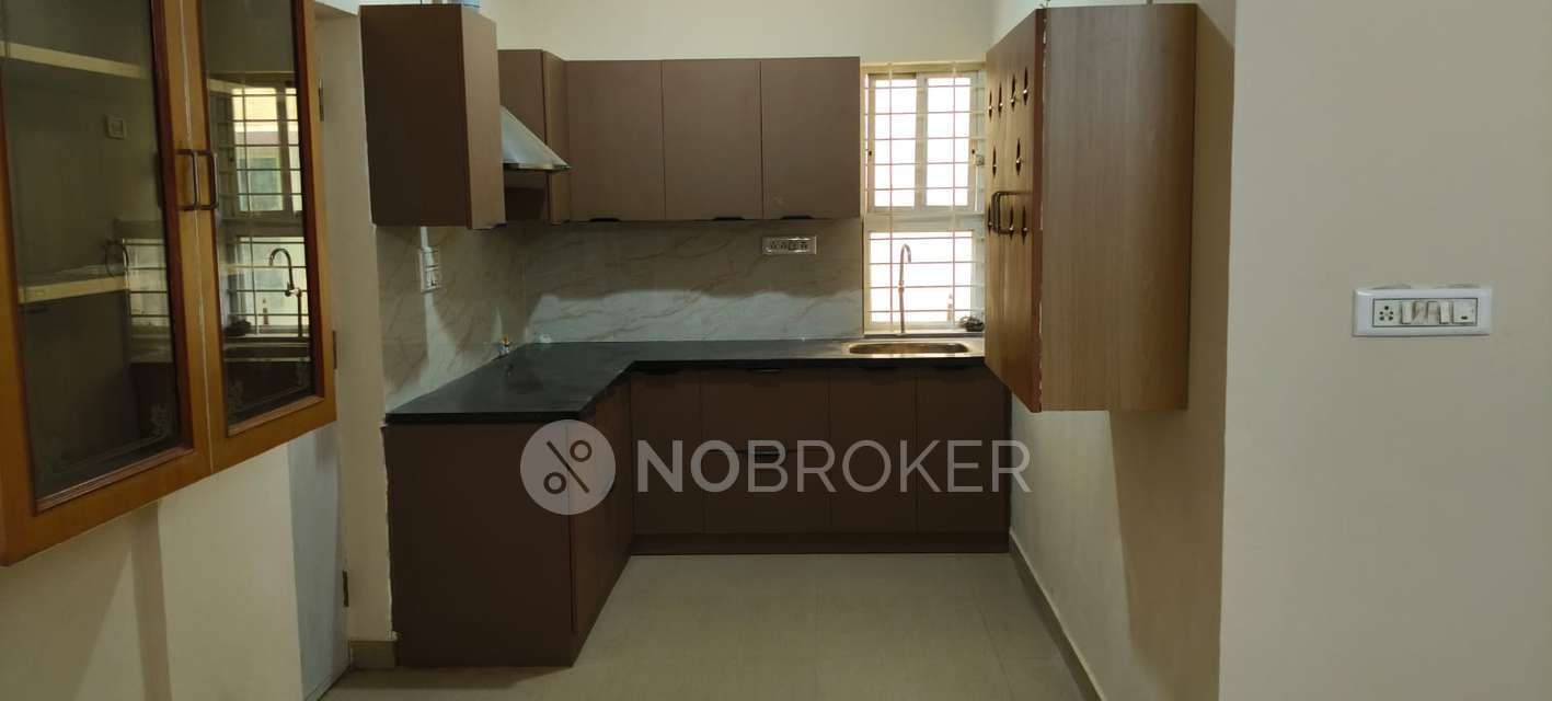 3 BHK Flat In Vignesh Apartment for Rent  In Malleshwaram