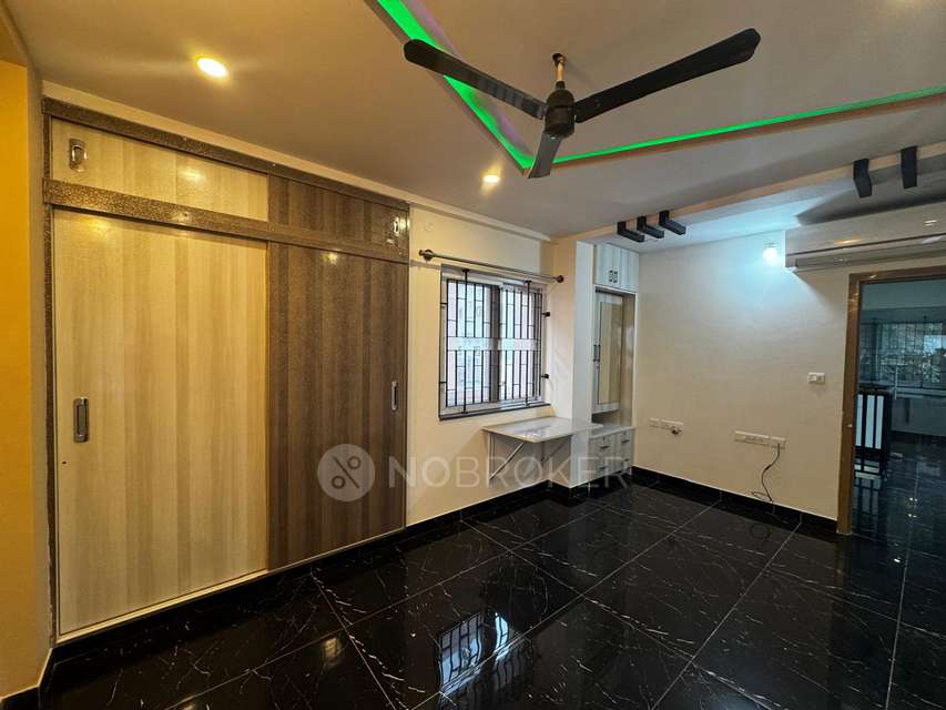 3 BHK Flat In Sb for Rent  In Btm 2nd Stage (2.5 Bhk)