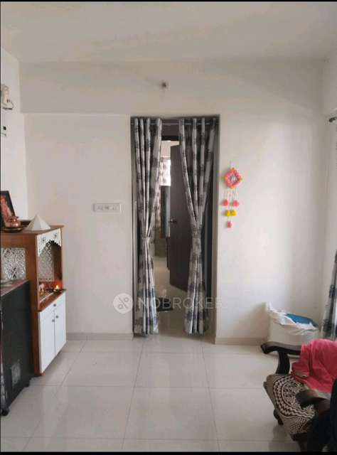 2 BHK Flat In Rahul East View for Rent  In Fwcq+pcf, Autadwadi Handewadi, Satar Nagar, Hadapsar, Pune, Maharashtra 411028, India