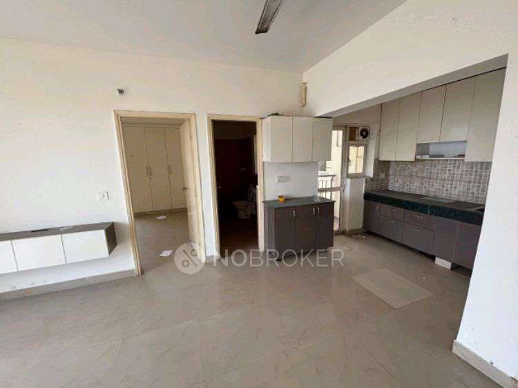 Single Room for Female In 2 BHK  In Jaypee Aman In Jaypee Aman, Sector 151, Noida, Aurangabad, Uttar Pradesh 201319, India