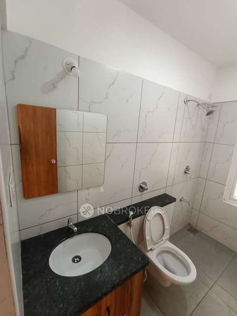 3 BHK Flat In Kalpataru Estate , Phase -3 Bldg 8  for Rent  In 8c Kalpataru Estate Phase 3