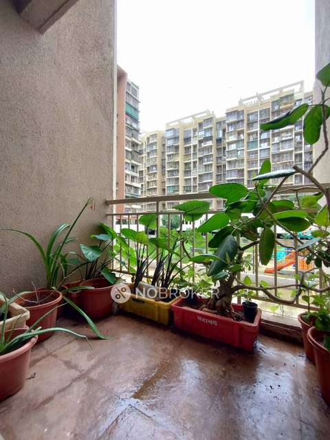 Single Room for Female In 1 BHK  In Greenscape Eternia In Kalamboli