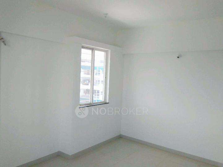 2 BHK Flat In Vardhaman Township, Hadapsar for Rent  In Hadapsar