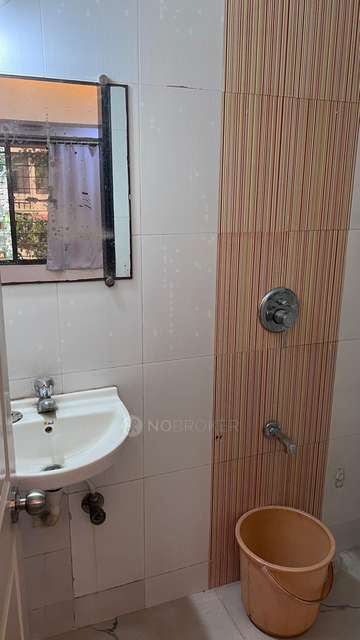 2 BHK Flat In Kamal-van For Sale  In Kandivali West,