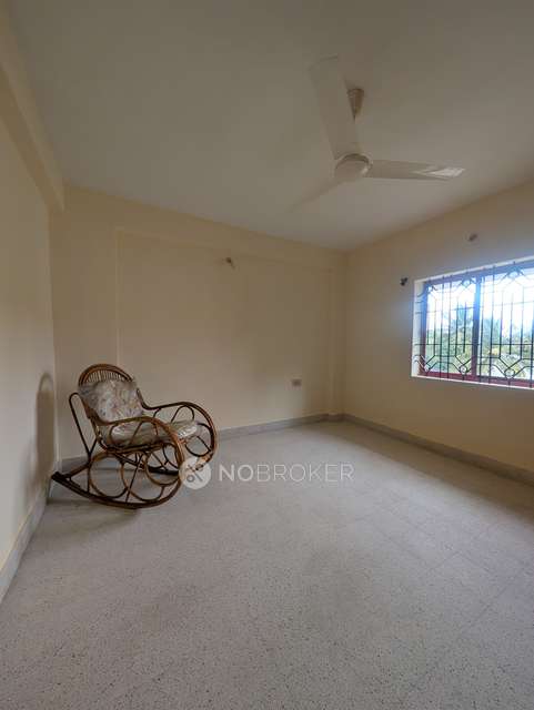 2 BHK Flat In Apartment For Sale  In Dollars Colony