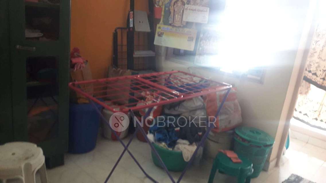 2 BHK Flat In Vijay Enclave For Sale  In Krishna Street