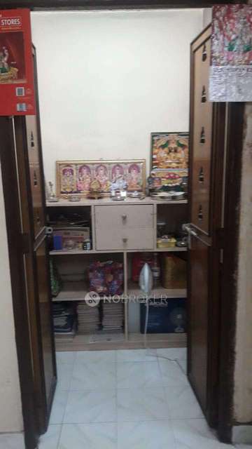 2 BHK Flat In Vijay Enclave For Sale  In Krishna Street