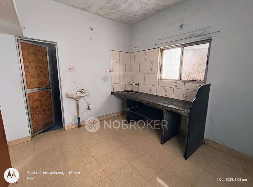 Shared Room for Female In 1 RK  In Dhanori 